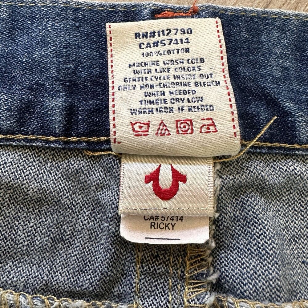 True Religion Men’s Bleached Ricky Jeans Size 42 x 30 Mens USA Made - Picture 11 of 15